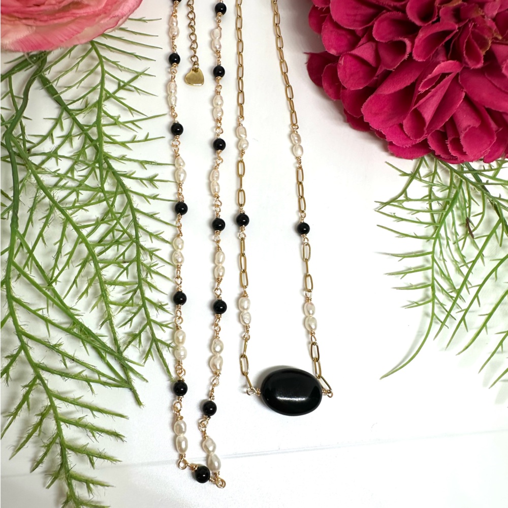 NEW⚜️Onyx & Freshwater Pearl Beaded Necklace - Picture 6 of 7